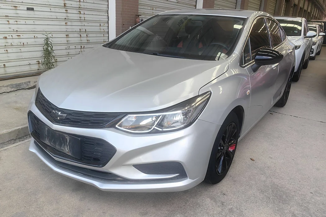 Chevrolet Cruze 2018 Redline 320 Automatic Pioneer Edition
