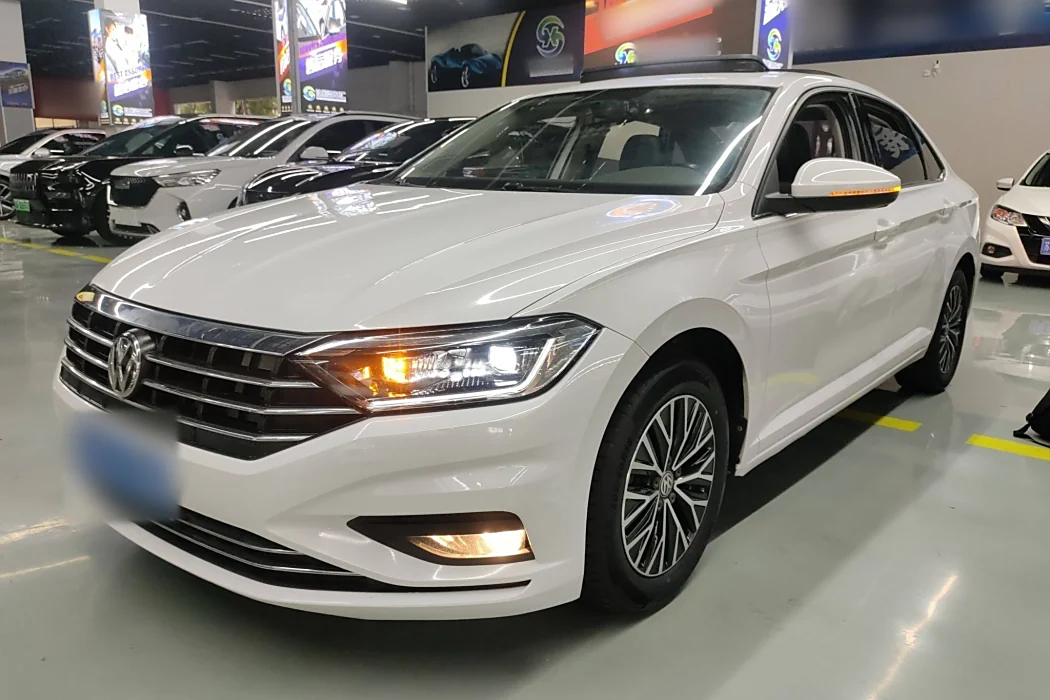 Volkswagen Sagitar 2019 200TSI DSG Comfort Country VI
