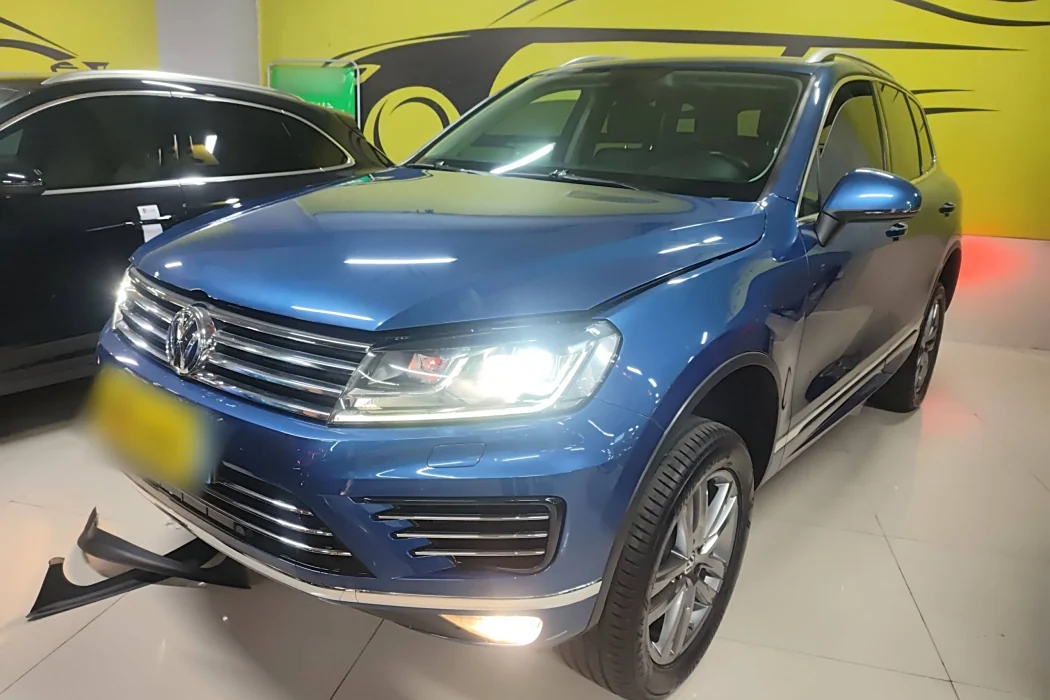 Volkswagen Touareg 2018 Model 3.0 TSI Glory Collector's Edition