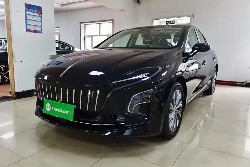 Hongqi E-QM5 2024 model 610km PLUS