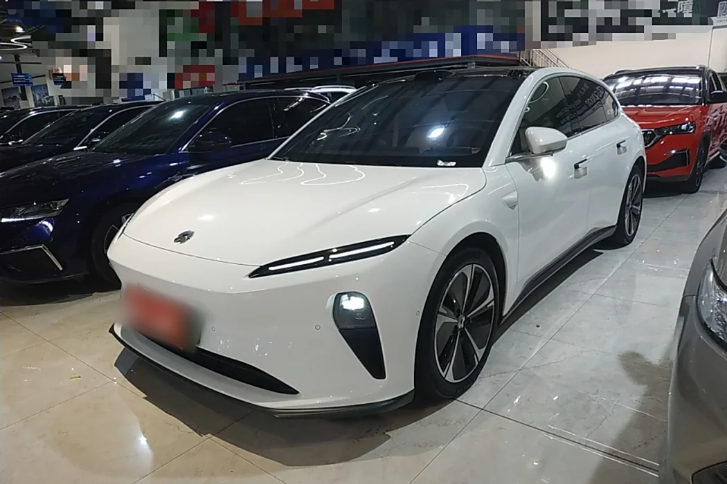 Nio ET5T 2023 model 75kWh Touring