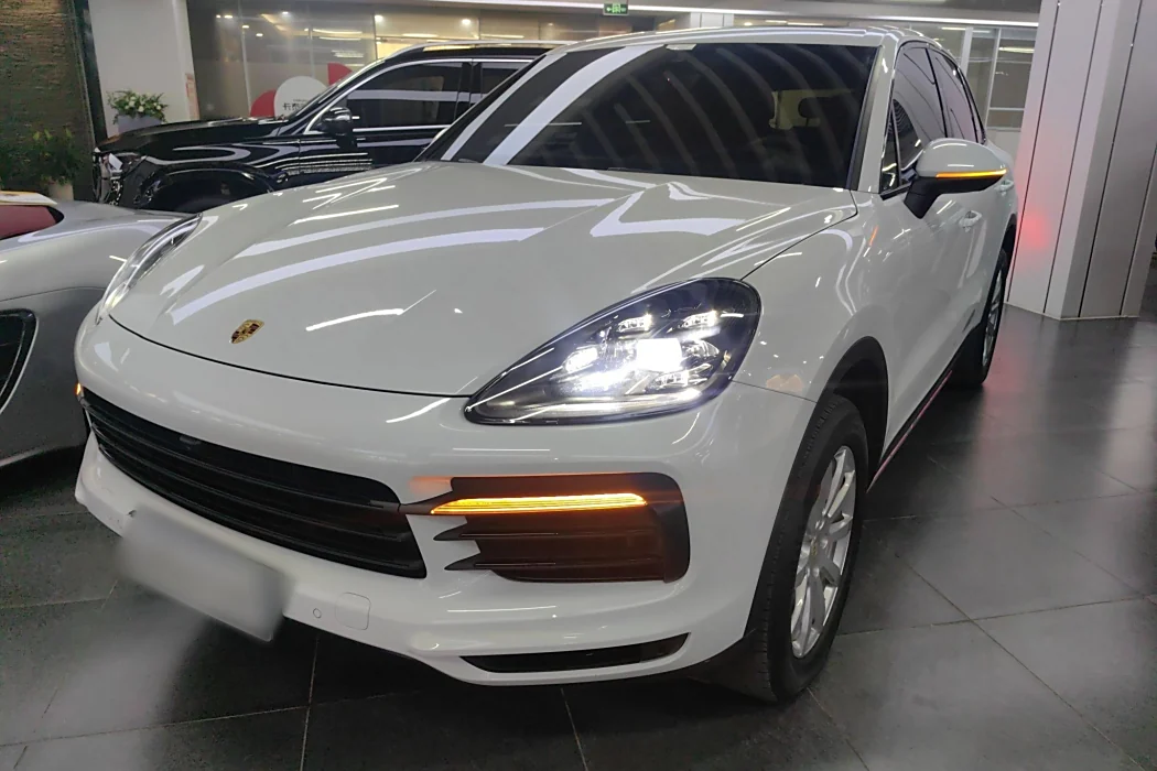 Porsche 2019 Cayenne 3.0T