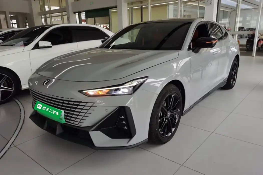Chang'an UNI-V 2022 1.5T Premium