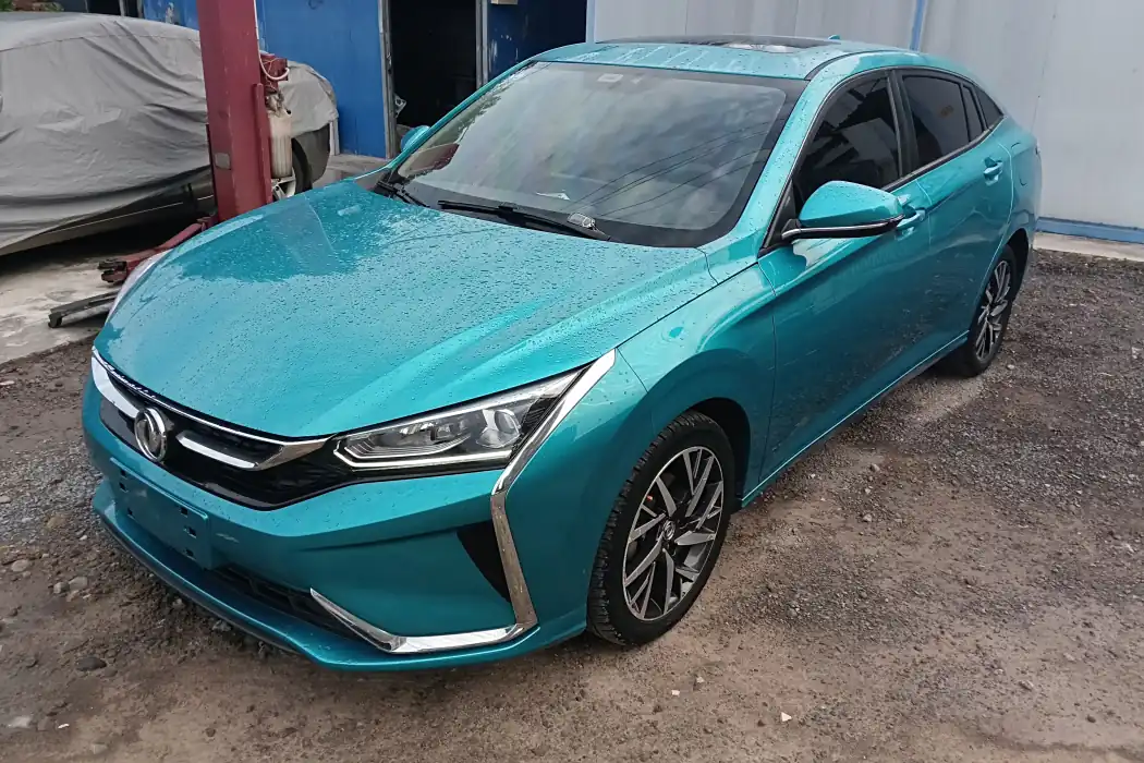 Dongfeng Fengshen Yixuan 2020 230T Automatic Dazzling Version