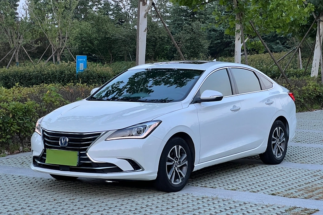 Changan Yidong 2018 1.6L GDI automatic Fashion Type