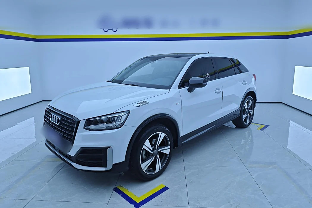 Audi Q2L 2020 model 35 TFSI fashion dynamic type