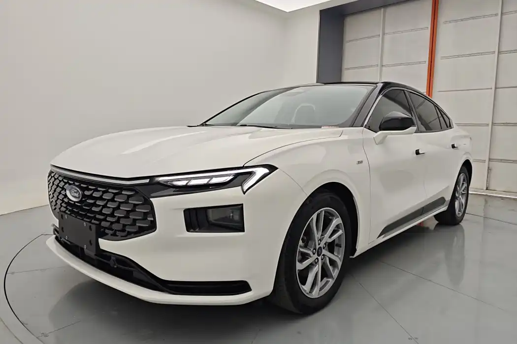 Ford Mondeo 2022 facelift EcoBoost 245 Luxury