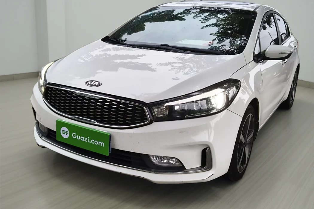 Kia K3 2017 1.6L automatic 15th Anniversary Special Edition GLS
