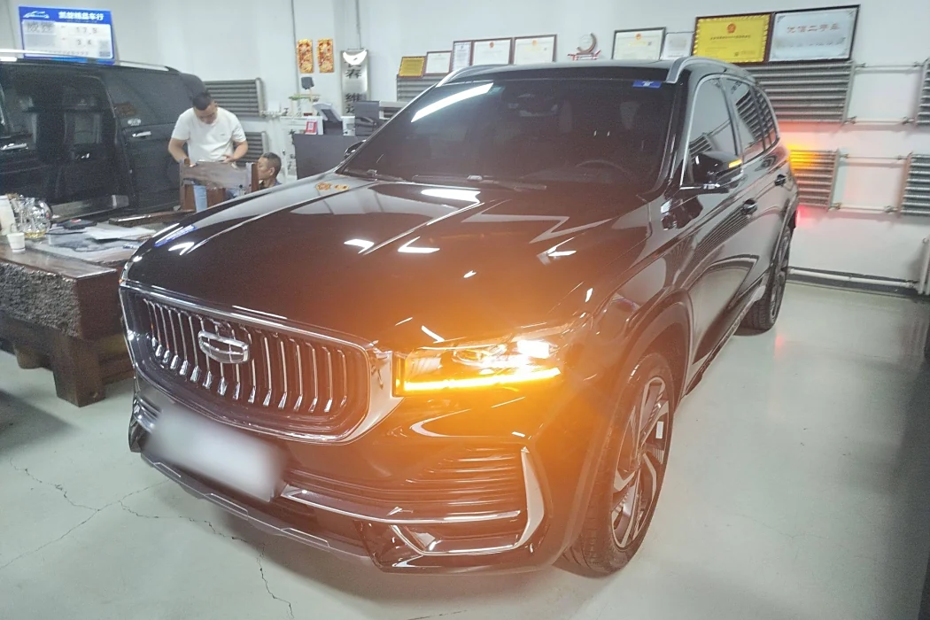 Geely Xingyue L 2024 2.0TD high-power automatic two-wheel drive Skyrim Version