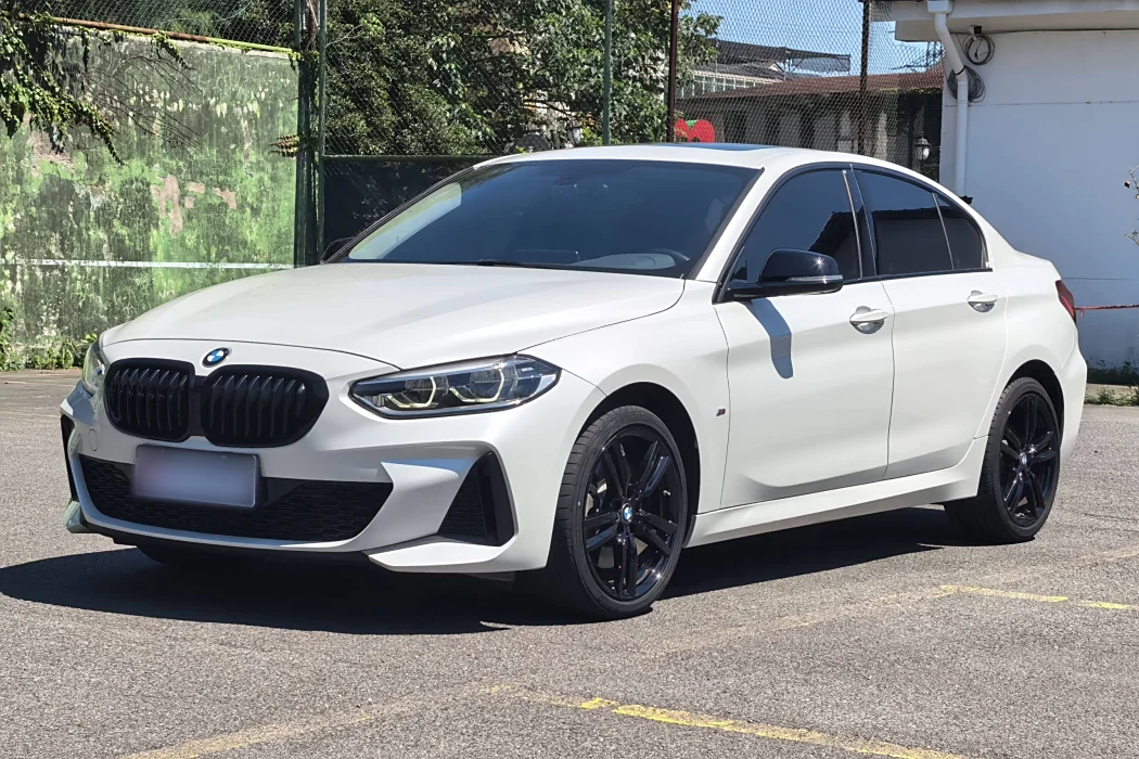 BMW 1 Series 2023 125i M Sport Obsidian Night Edition