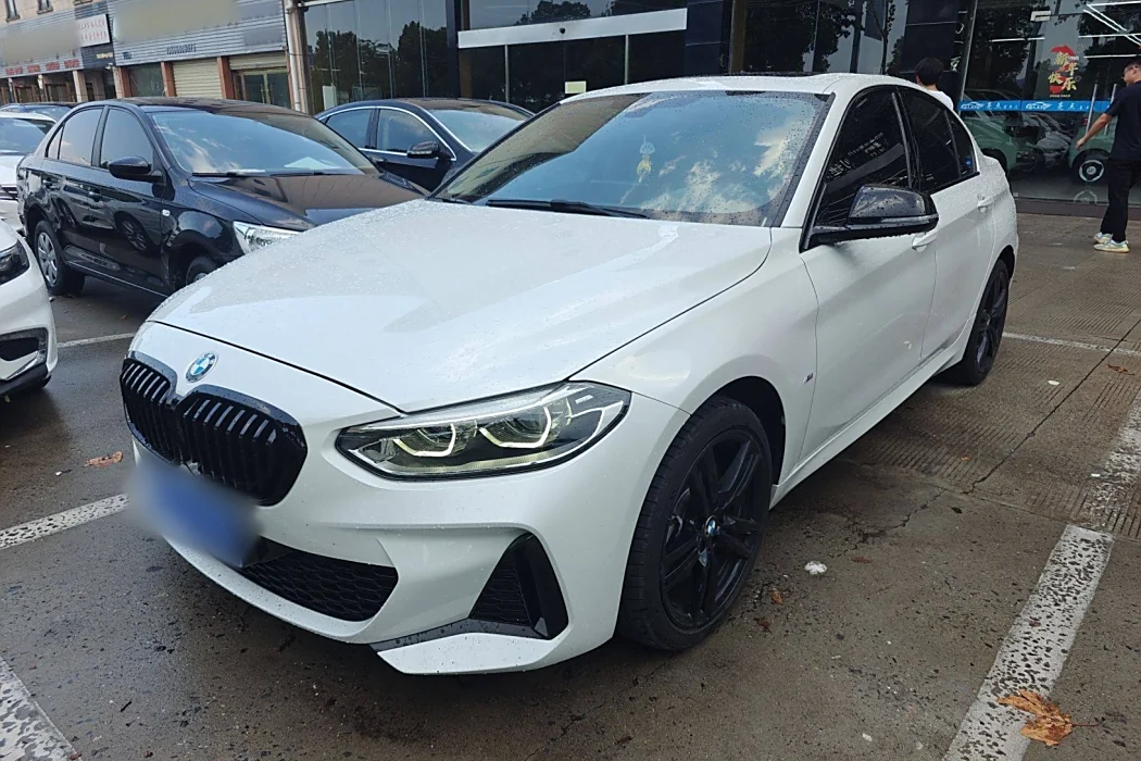 BMW 1 Series 2023 125i M Sport Obsidian Night Edition