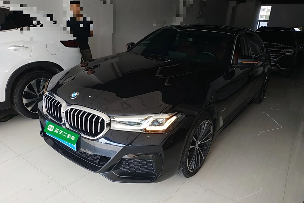 BMW 5 Series 2022 facelift two 530Li leading M sports suit