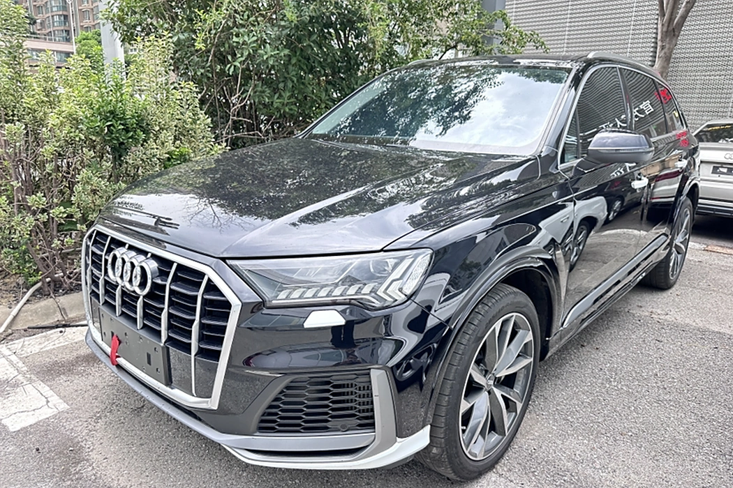 Audi Q7 2020 55 TFSI quattro S line Sport