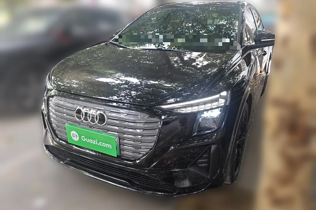 Audi Q5 e-tron 2022 40 e-tron Starburst Mecha Package