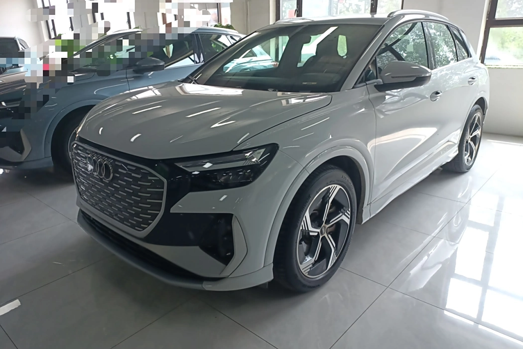 Audi Q4 e-tron 2024 model 40 e-tron Creation Edition