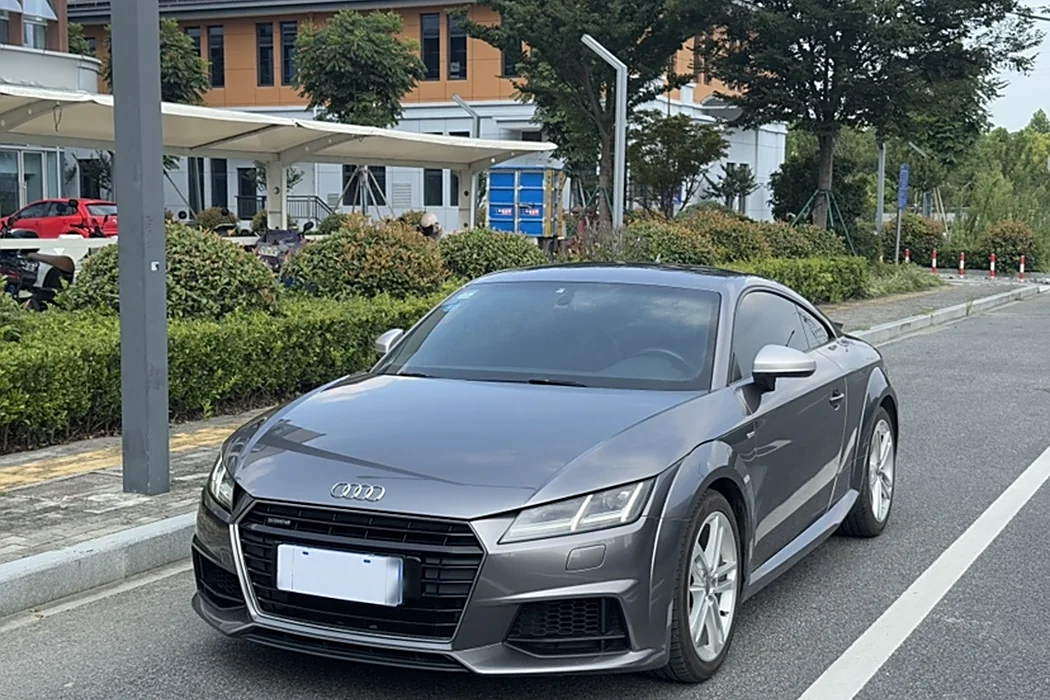 Audi TT 2017 TT Coupe 45 TFSI