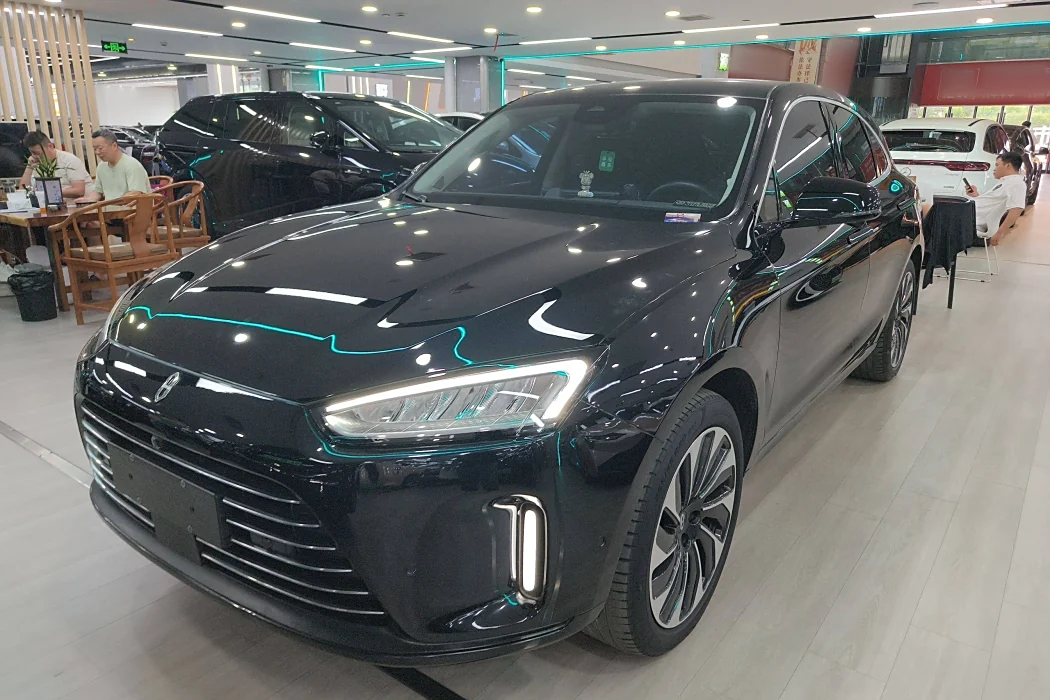 Hongmeng Zhixing Wenjie M5 2022 Extended Range Four-wheel Drive Ultimate Edition
