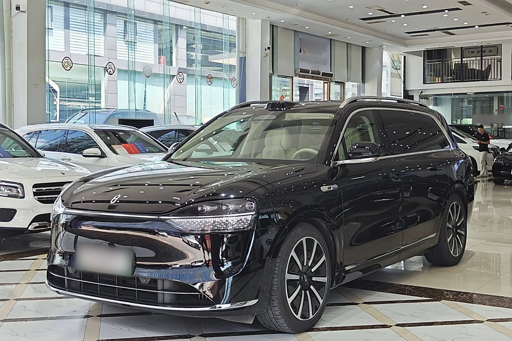 Hongmeng Zhixing Wenjie M9 2024 Extended Range Max version 42kWh 6-seater version