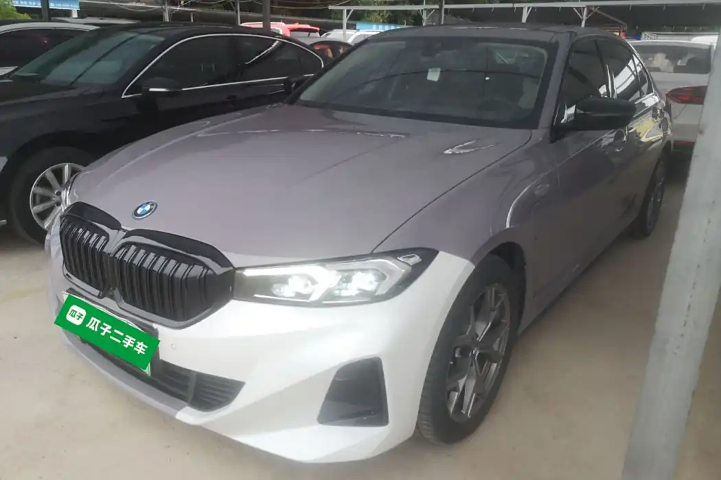 BMW i3 2023 eDrive 40 L Obsidian Package