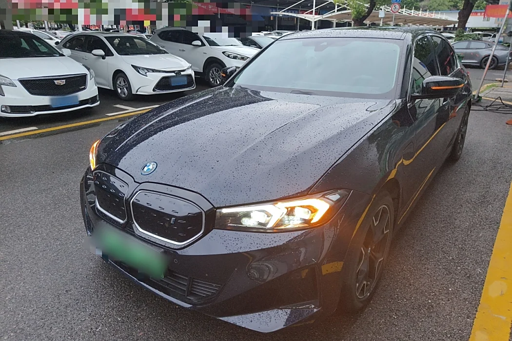 BMW i3 2024 eDrive 40 L Yao Ye Set