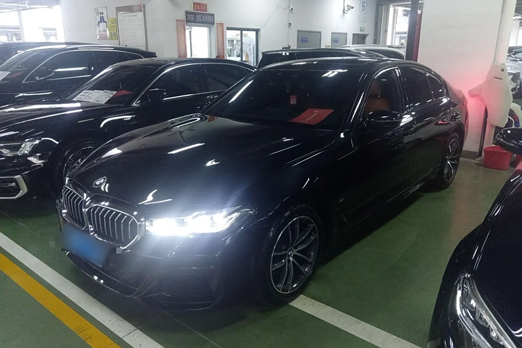 BMW 5 Series (Import) 2021 525i M Sport Package