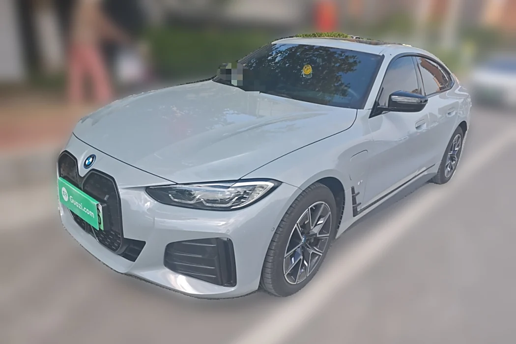 BMW i4 2023 eDrive40
