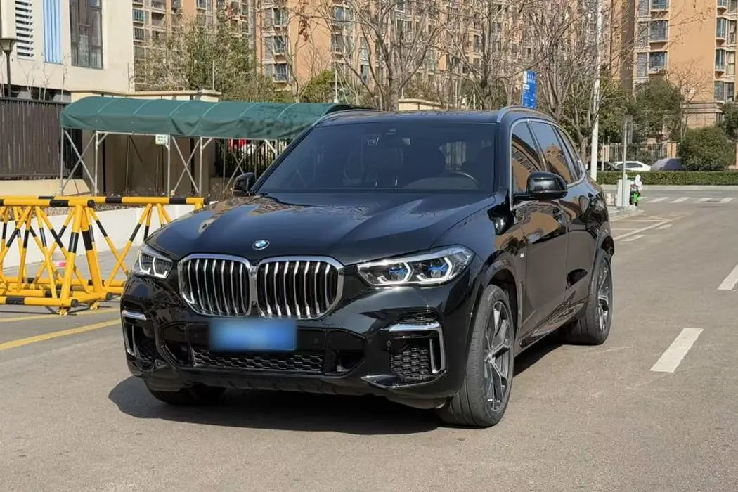 BMW X5 2022 Modified xDrive 40Li M Sport Package