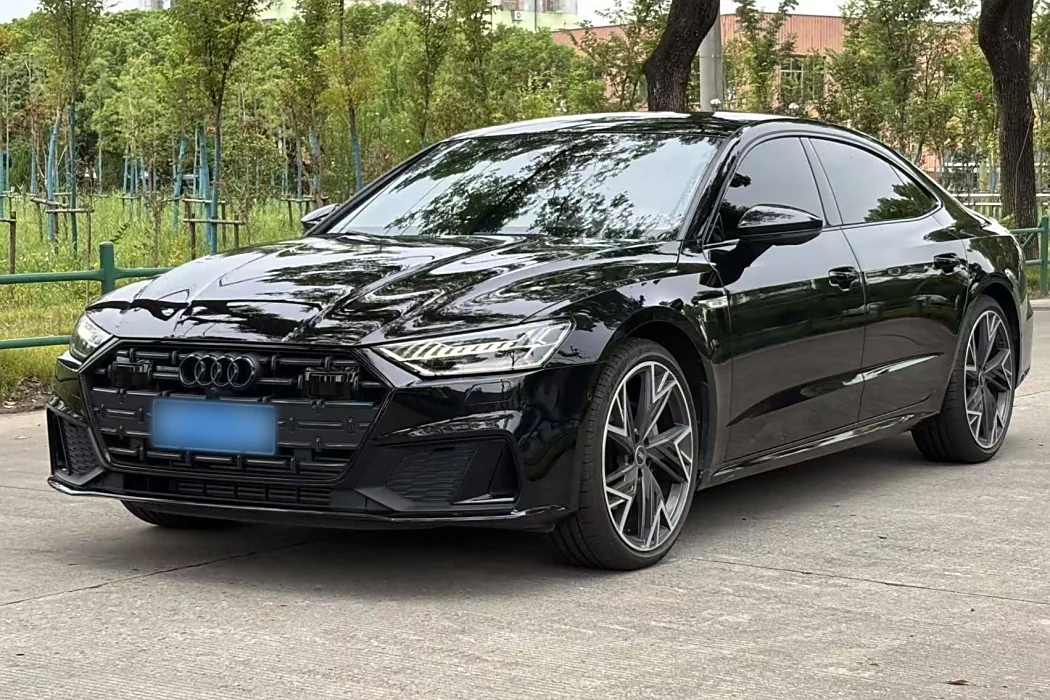 Audi A7L 2024 model 45 TFSI quattro S-line Black Samurai Edition
