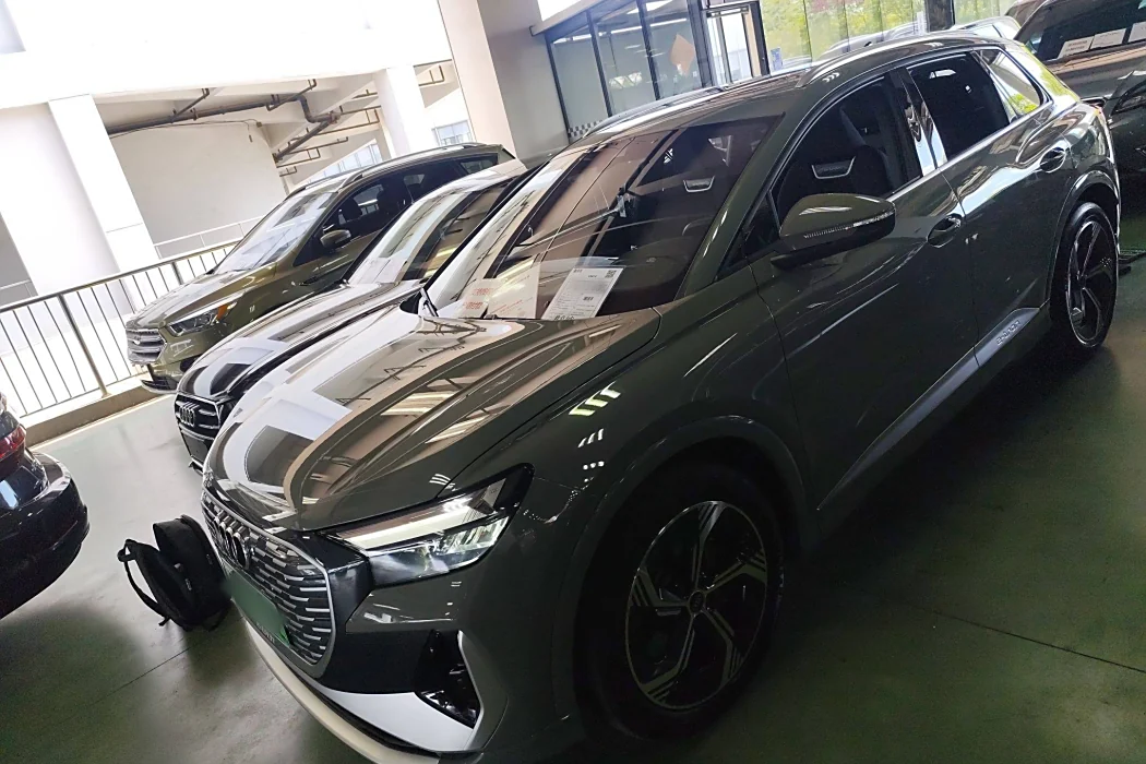 Audi Q4 e-tron 2023 40 e-tron Genesis Edition