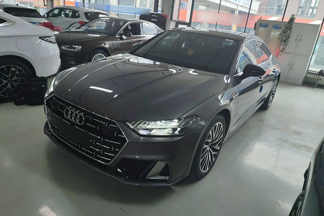 Audi A7L 2022 model 45 TFSI S-line dream new version