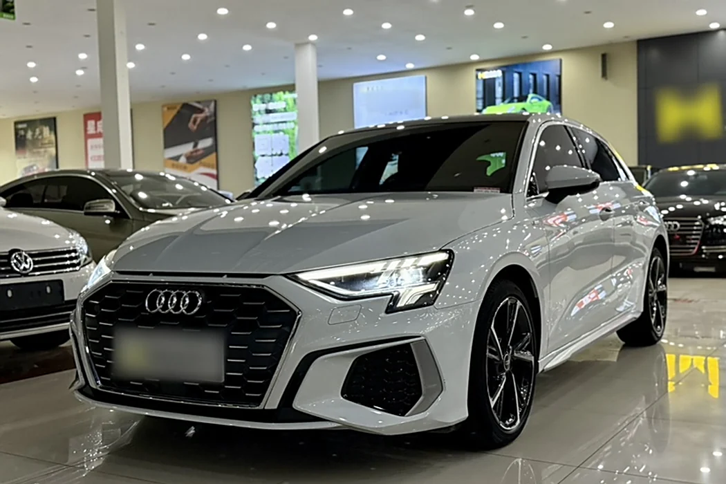 Audi A3 2022 Sportback 35 TFSI Fashion Sport