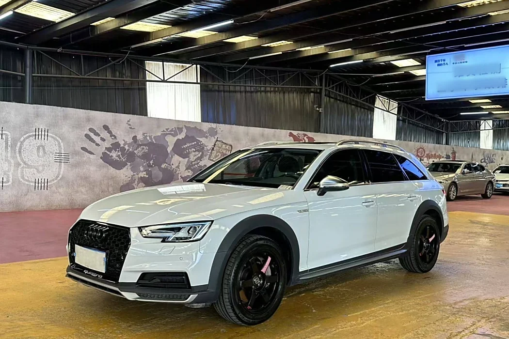 Audi A4 (imported) 2019 model 45 TFSI allroad quattro fashion type
