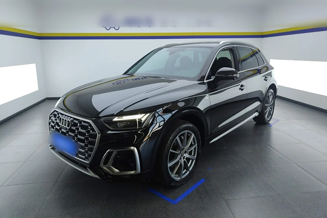 Audi Q5L 2022 40T Stylish Dynamic