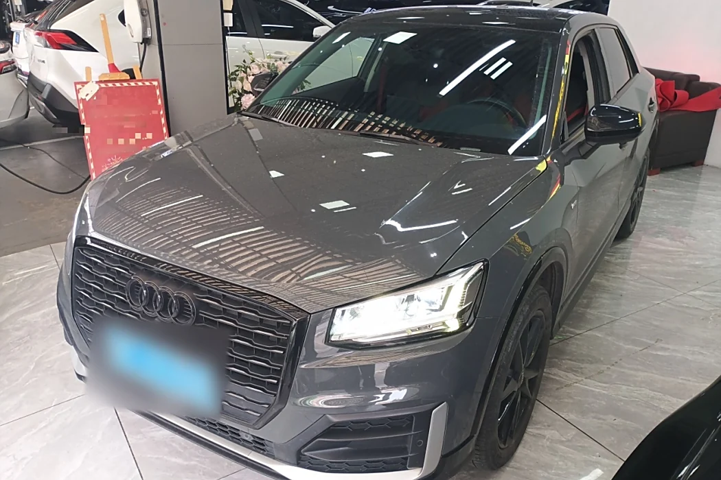 Audi Q2L 2018 model 35 TFSI fashion dynamic country VI