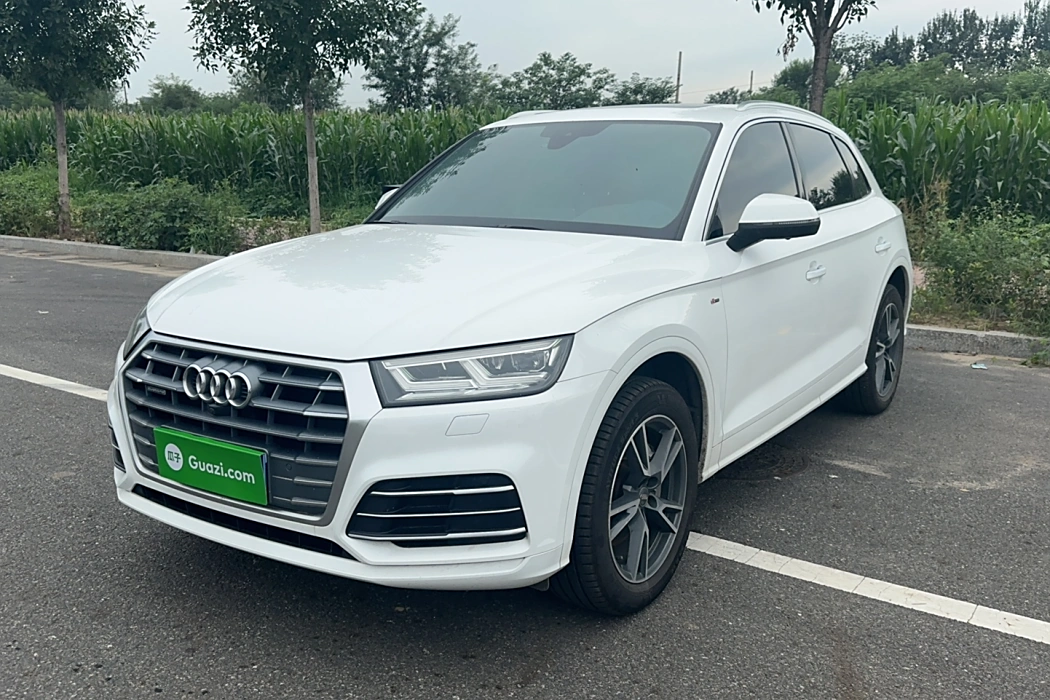 Audi Q5L 2018 45 TFSI Premium Style National VI