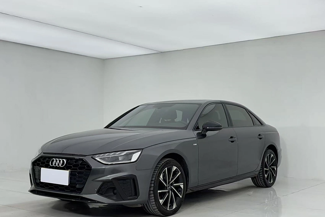 Audi A4L 2023 40 TFSI Luxury Dynamic