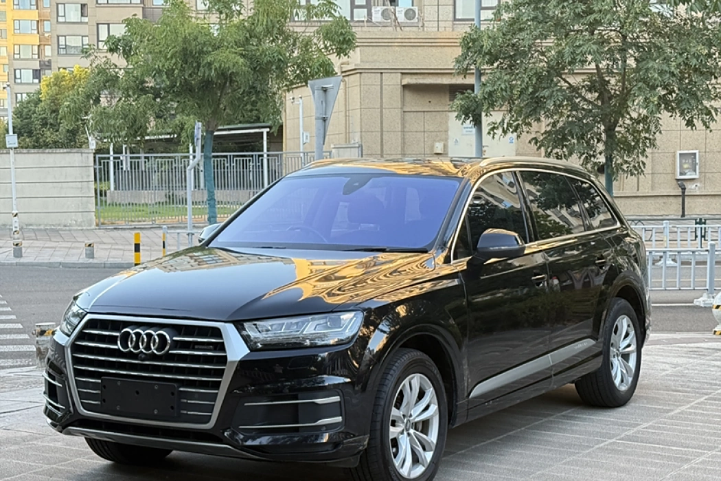 Audi Q7 2018 45 TFSI Technical