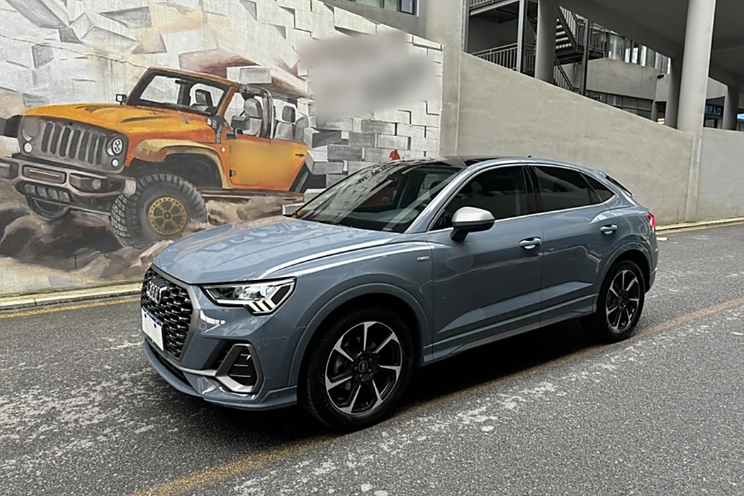 Audi Q3 Sportback 2022 model 40 TFSI RS kit fuel speed type