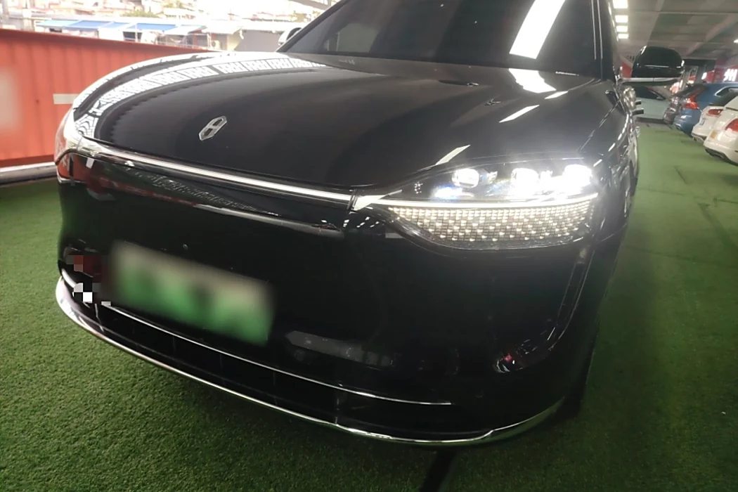 Hongmeng Zhixing Wenjie M9 2024 Extended Range Max version 52kWh 6-seater version