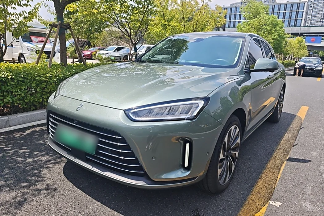Hongmeng Zhixing Wenjie M5 2022 Extended Range Four-wheel Drive Ultimate Edition