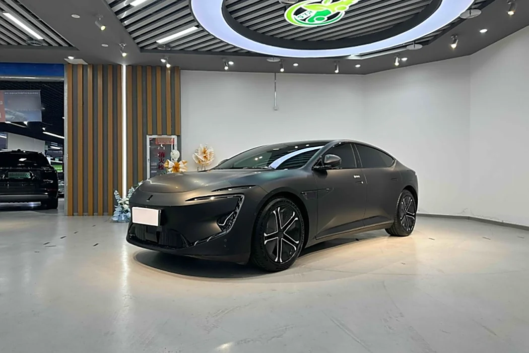 Avita 12 2024 model 700 three-laser rear drive luxury edition