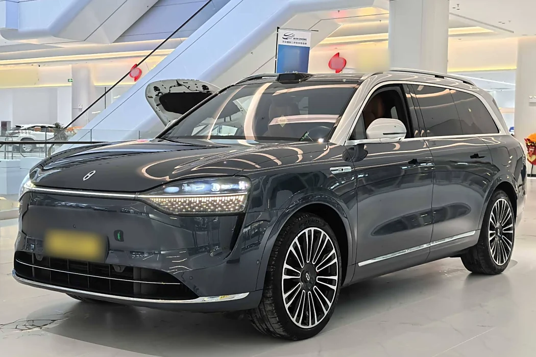 Hongmeng Zhixing Wenjie M9 2024 Extended Range Ultra Version 42kWh 6-seater Version