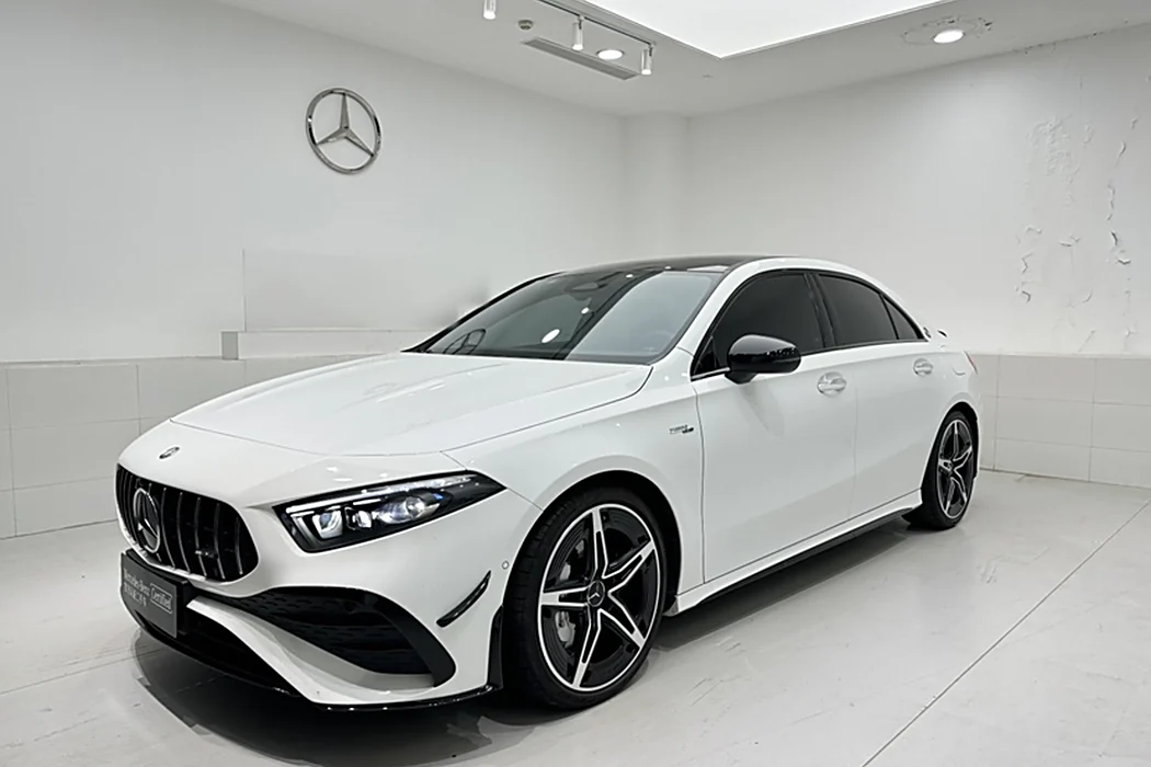 Mercedes-Benz A-class AMG 2024 AMG A 35 L 4MATIC
