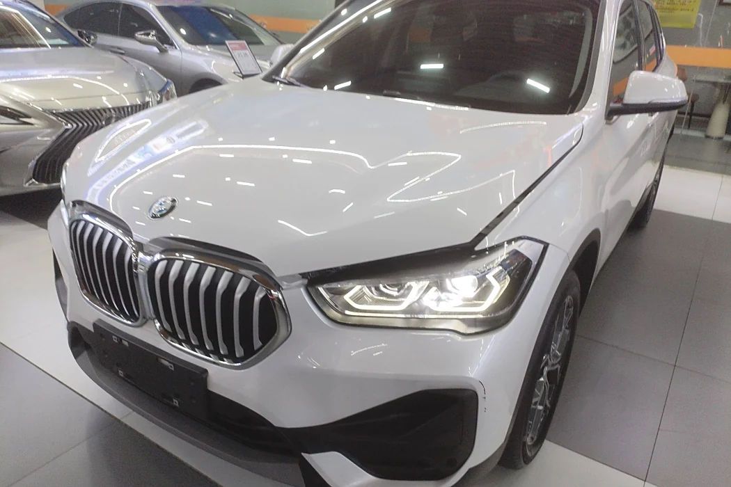 BMW X1 2022 sDrive25Li Leader