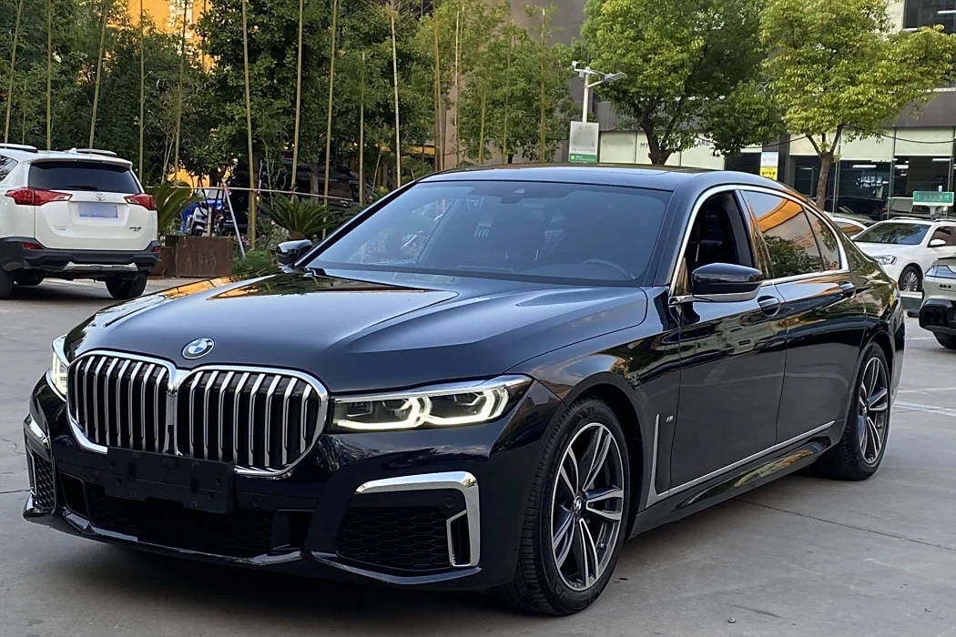 BMW 7 Series 2021 730Li M Sport Package