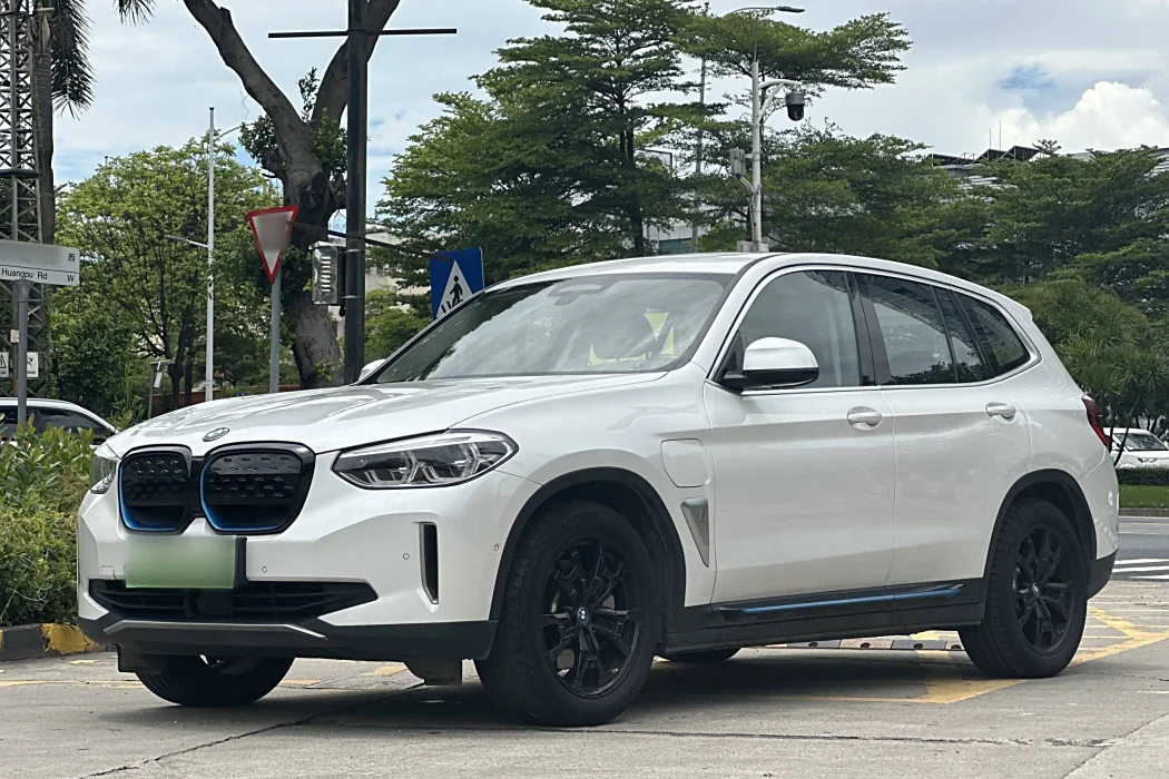 BMW iX3 2021 Facelift Leader