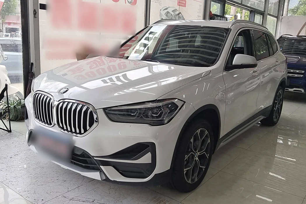 BMW X1 2022 sDrive20Li Premium