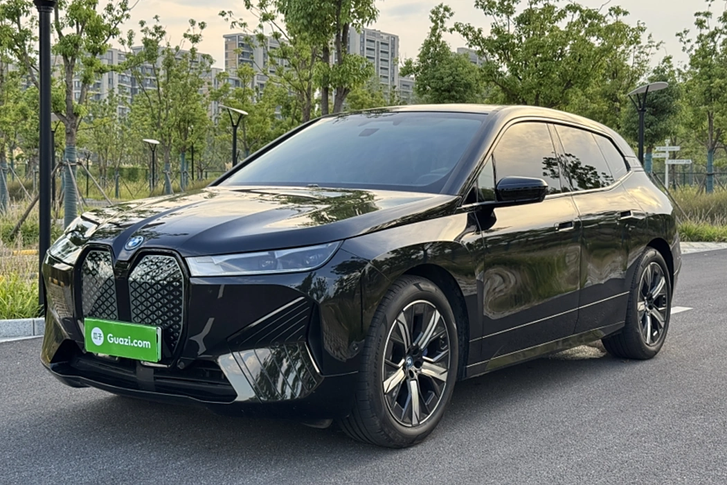 BMW iX 2022 xDrive50