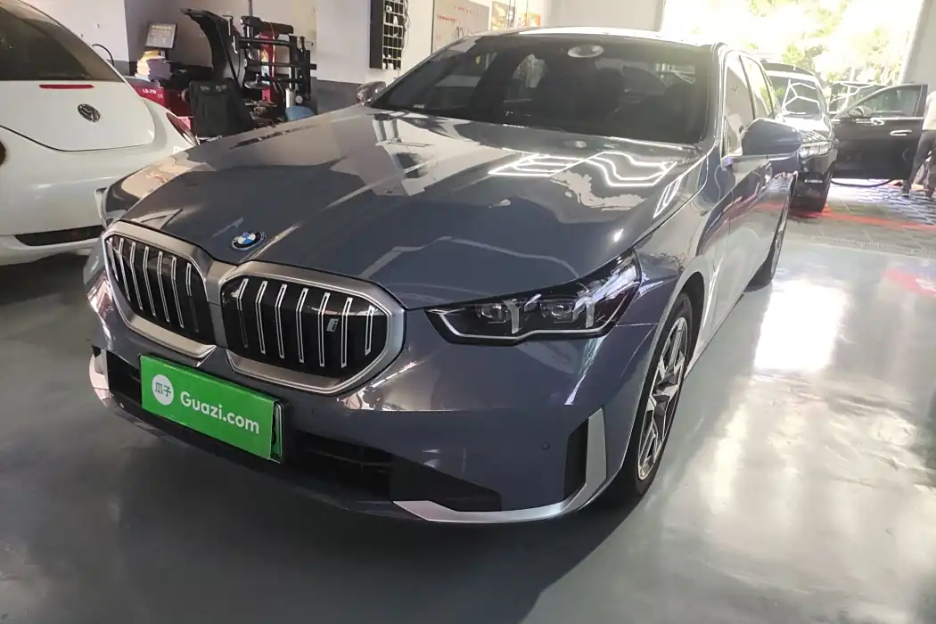 BMW i5 2024 eDrive 35L Exclusive Luxury Set