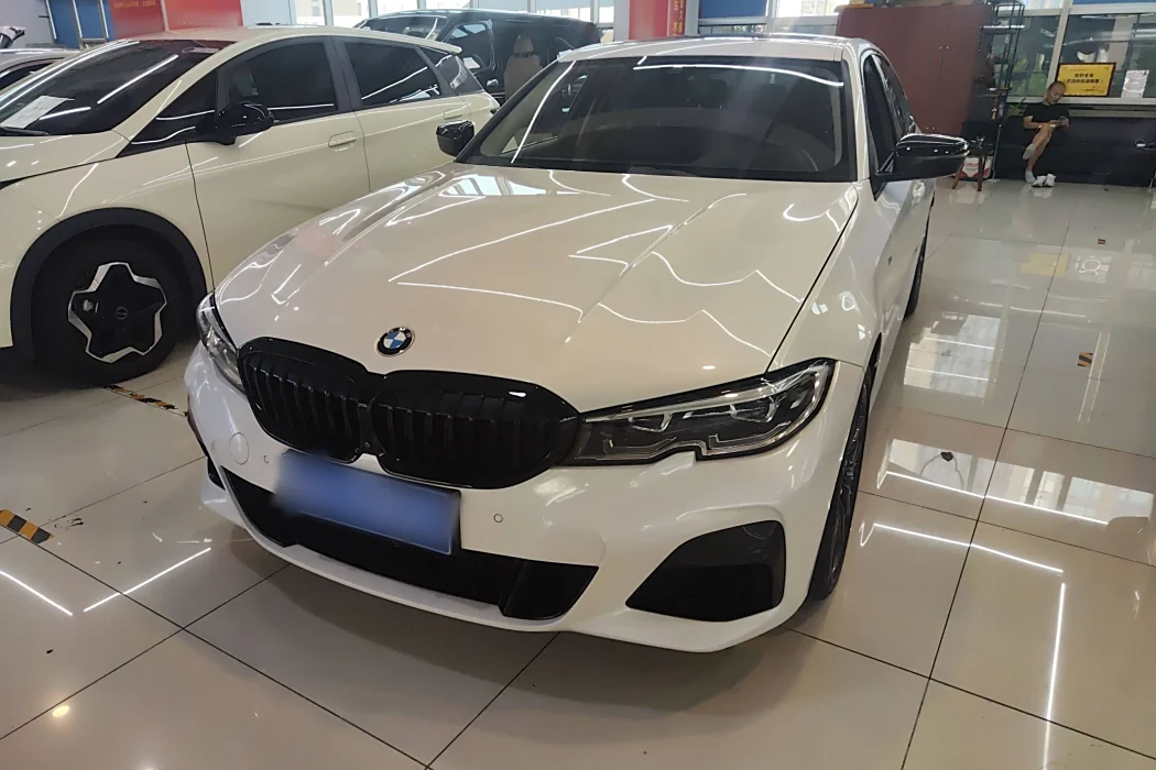 BMW 3 Series 2021 facelift 330i M sports Yao Ye Suit